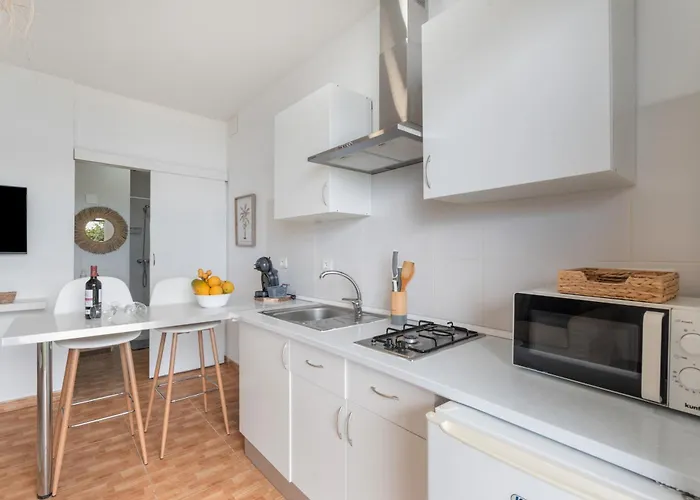 Будинок відпочинку La Atalaya Адехе